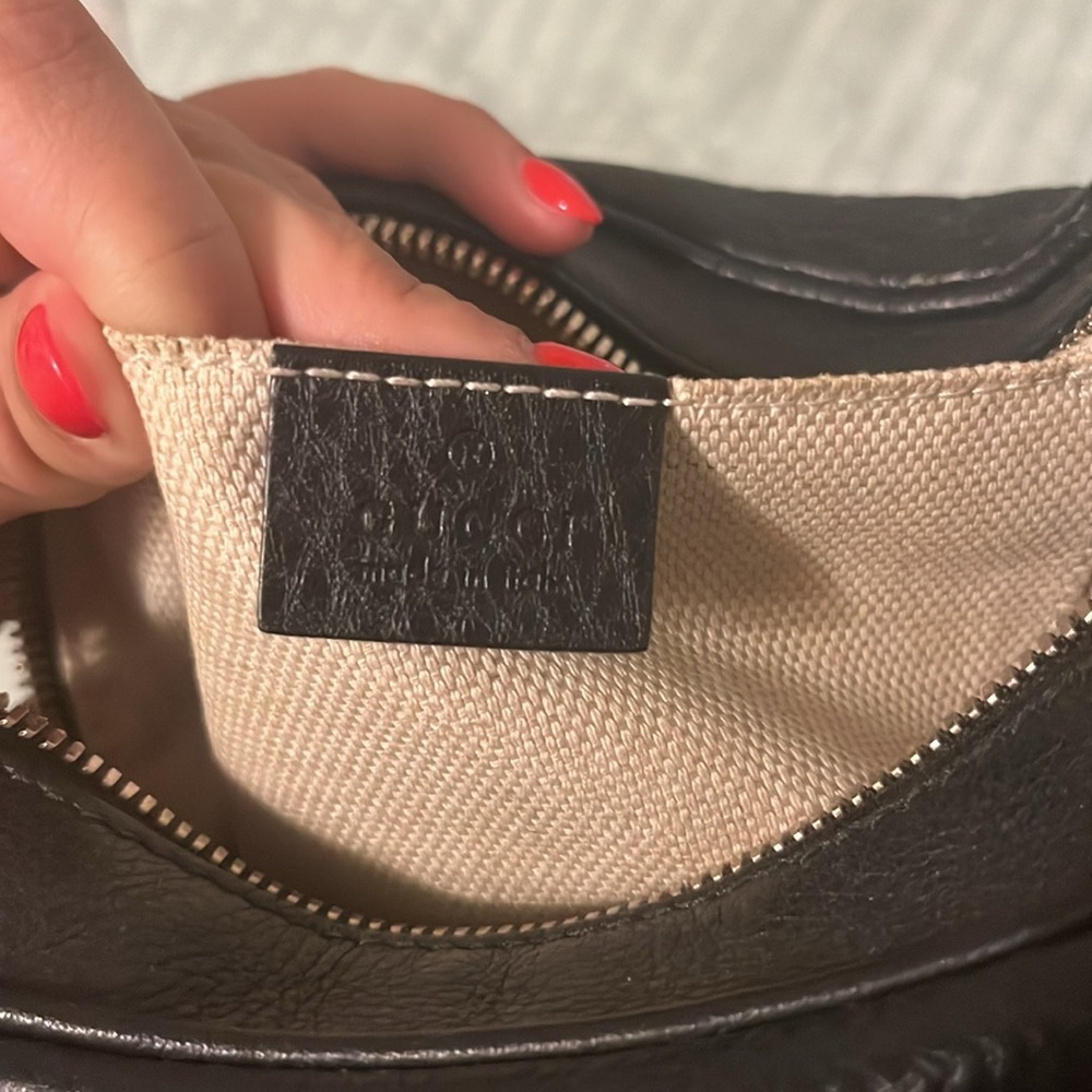 Gucci Black Leather Crossbody Bag - Picture 7 of 16